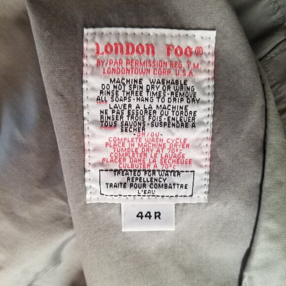 London Fog 44R Grey Trench Coat — Classic Mid-Length, Belted, Fully Lined - Picture 8 of 9